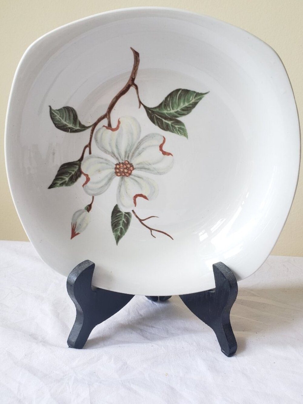 Vintage Midwinter Stylecraft Fashion Shape Shallow Bowl 4-65